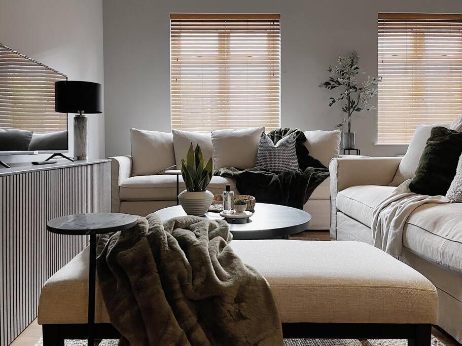 Modern Ground Floor Apartment Todmorden Dış mekan fotoğraf