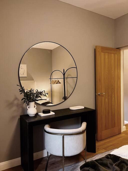 Modern Ground Floor Apartment Todmorden Dış mekan fotoğraf