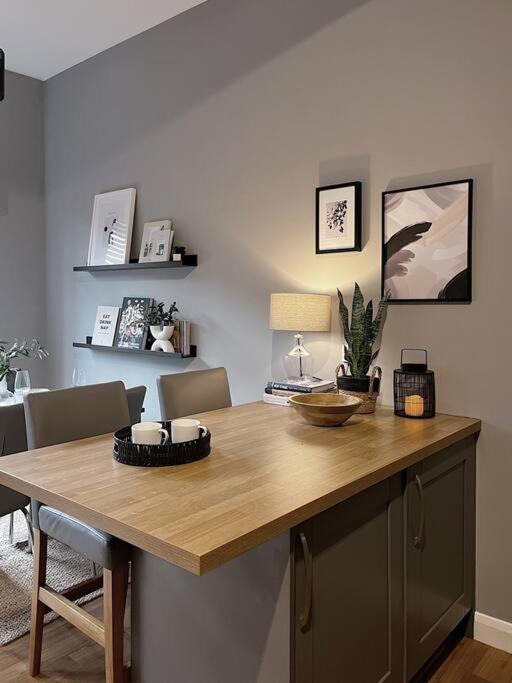 Modern Ground Floor Apartment Todmorden Dış mekan fotoğraf